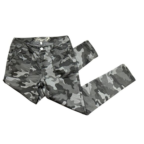Seven7 Utility Camouflage Denim Mid Rise Slim Straight Jeans in a Floral Camo 8 - Picture 14 of 15